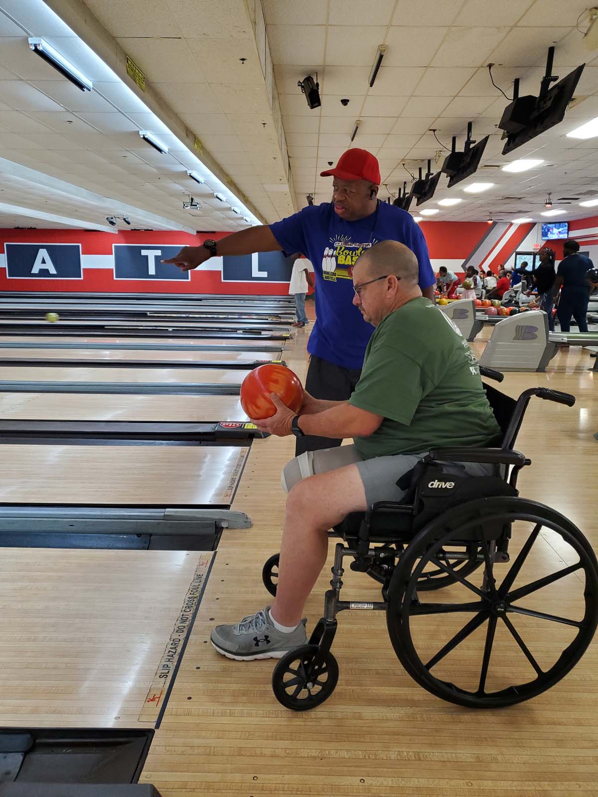 2nd Annual Bowler Bash for Amputees - gallery of photos